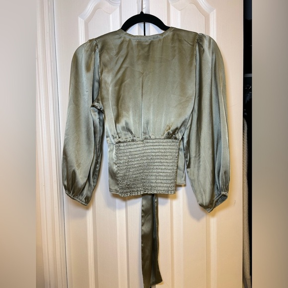 Abercrombie & Fitch - Bohemian Silky Satin with Tie Olive Green Tie-Front Blouse - Picture 2 of 9